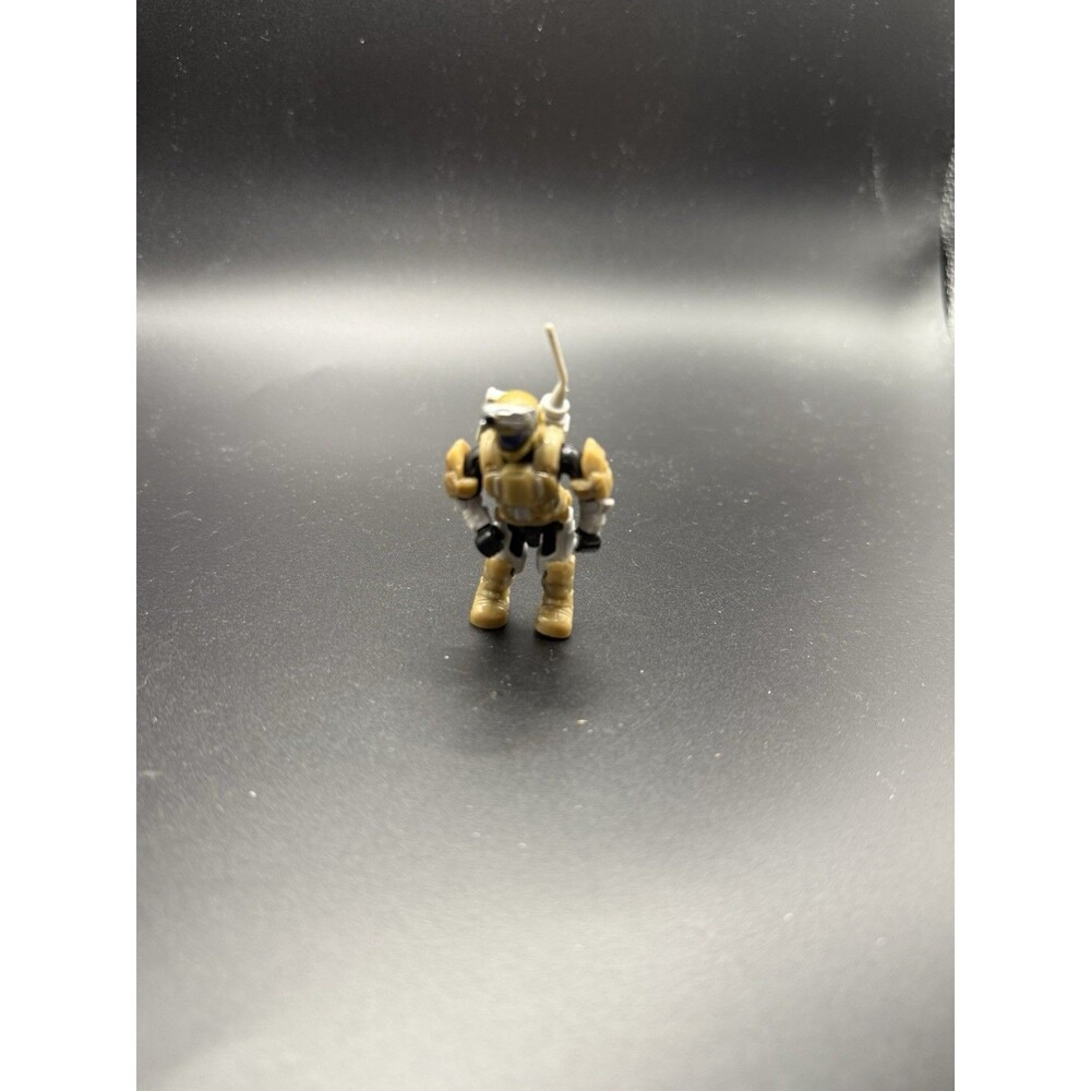Halo Mega Construx UNSC Marine Tan Armor Micro Figure w/ Backpack